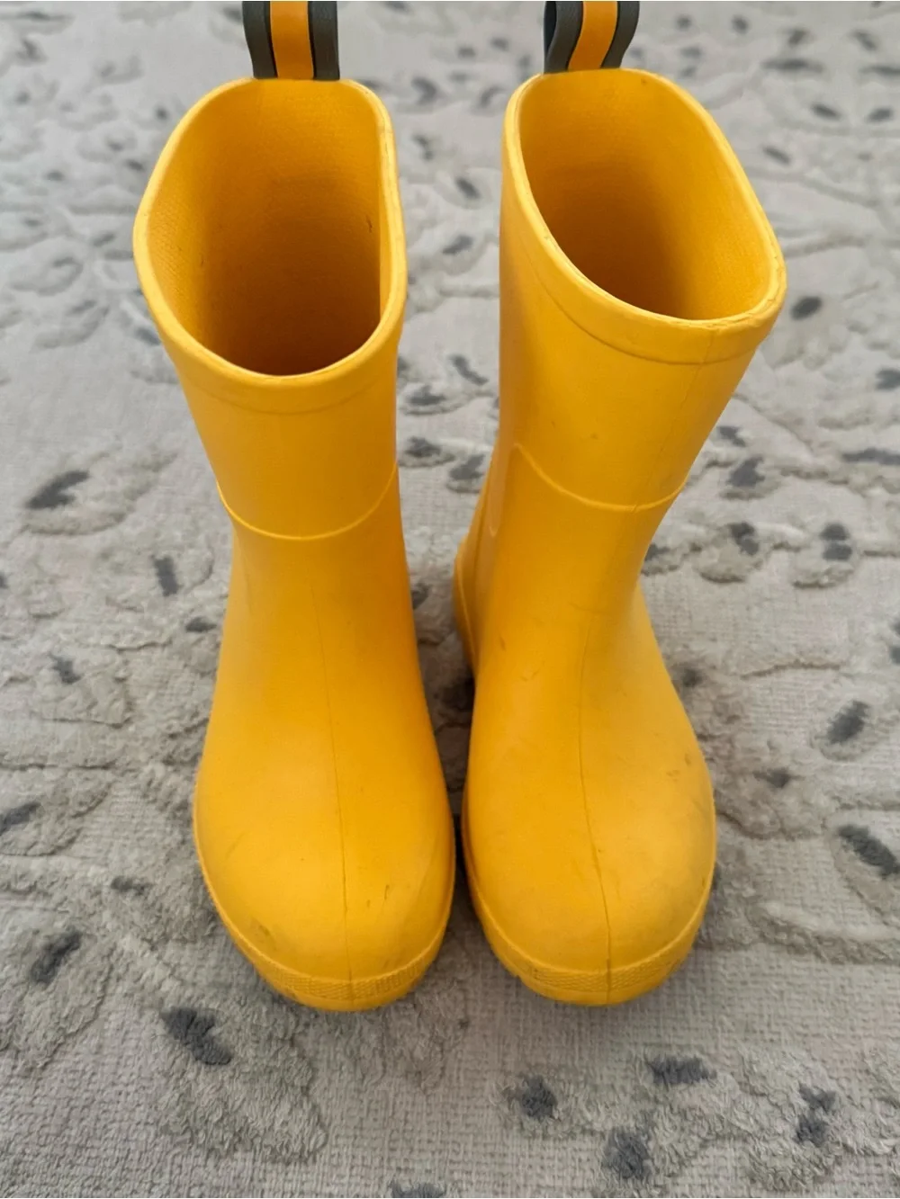 Totes brand Kids Yellow Rubber Rain Boots baby/toddler size 5-6